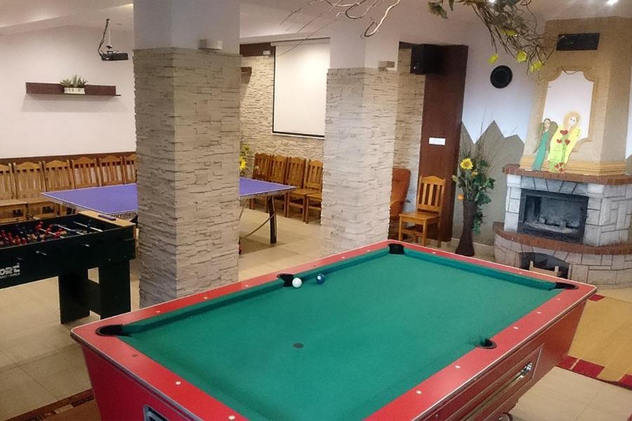 Osrodek Wczasowo-Kolonijny Gron Bed and Breakfast Biały Dunajec Exteriör bild