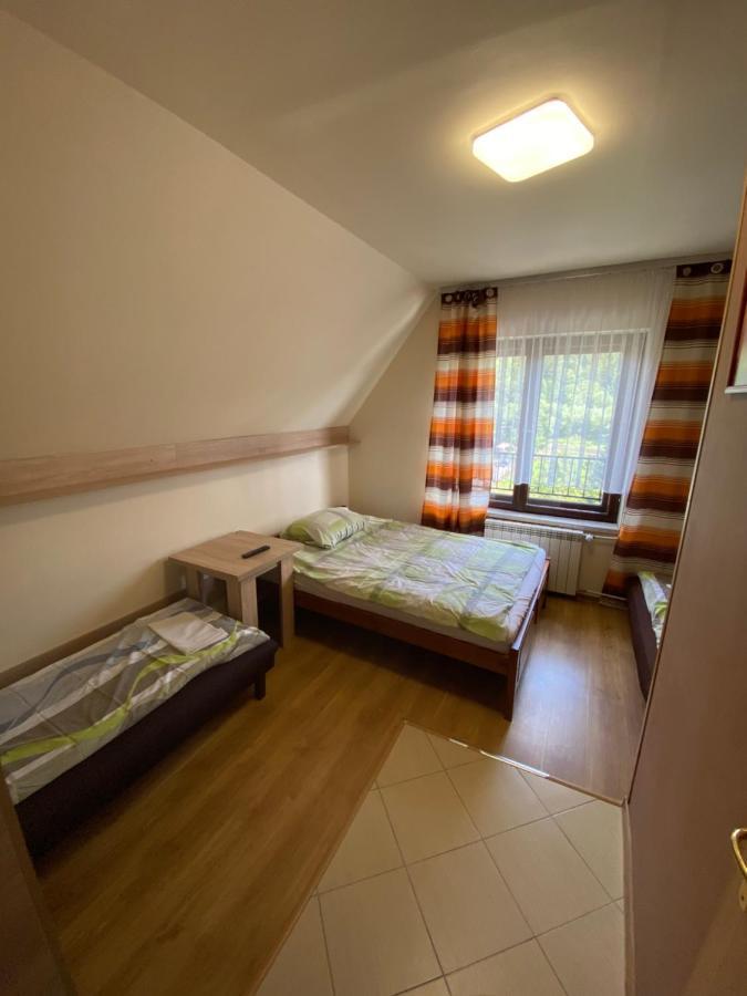 Osrodek Wczasowo-Kolonijny Gron Bed and Breakfast Biały Dunajec Exteriör bild