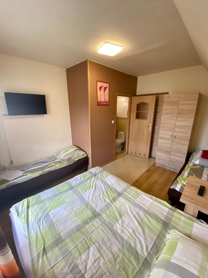 Osrodek Wczasowo-Kolonijny Gron Bed and Breakfast Biały Dunajec Exteriör bild