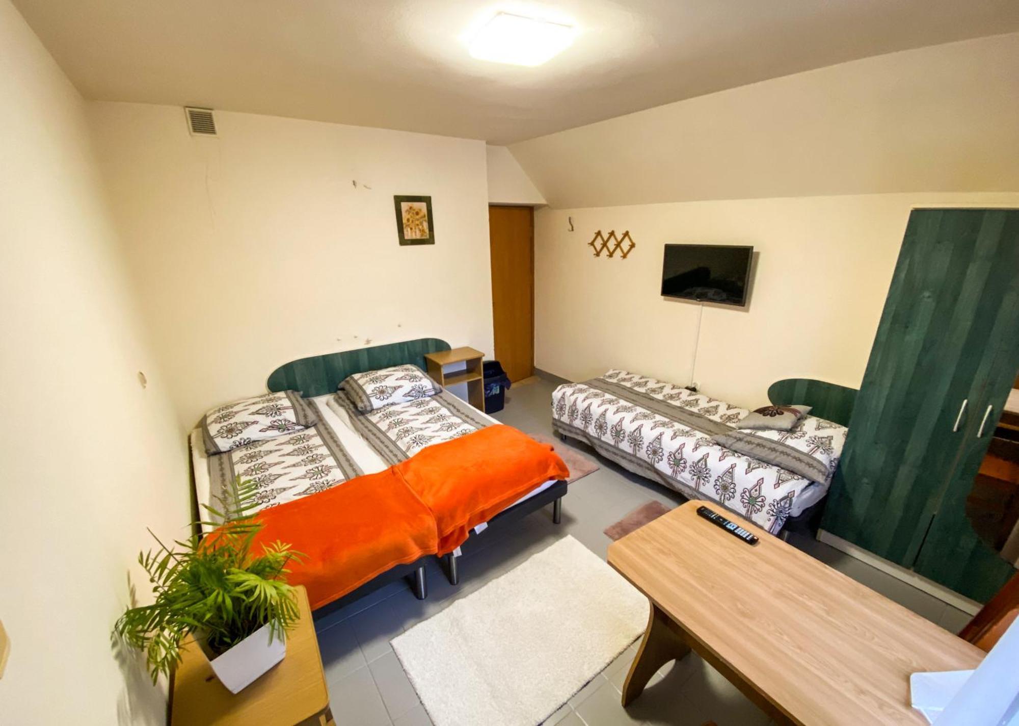 Osrodek Wczasowo-Kolonijny Gron Bed and Breakfast Biały Dunajec Exteriör bild