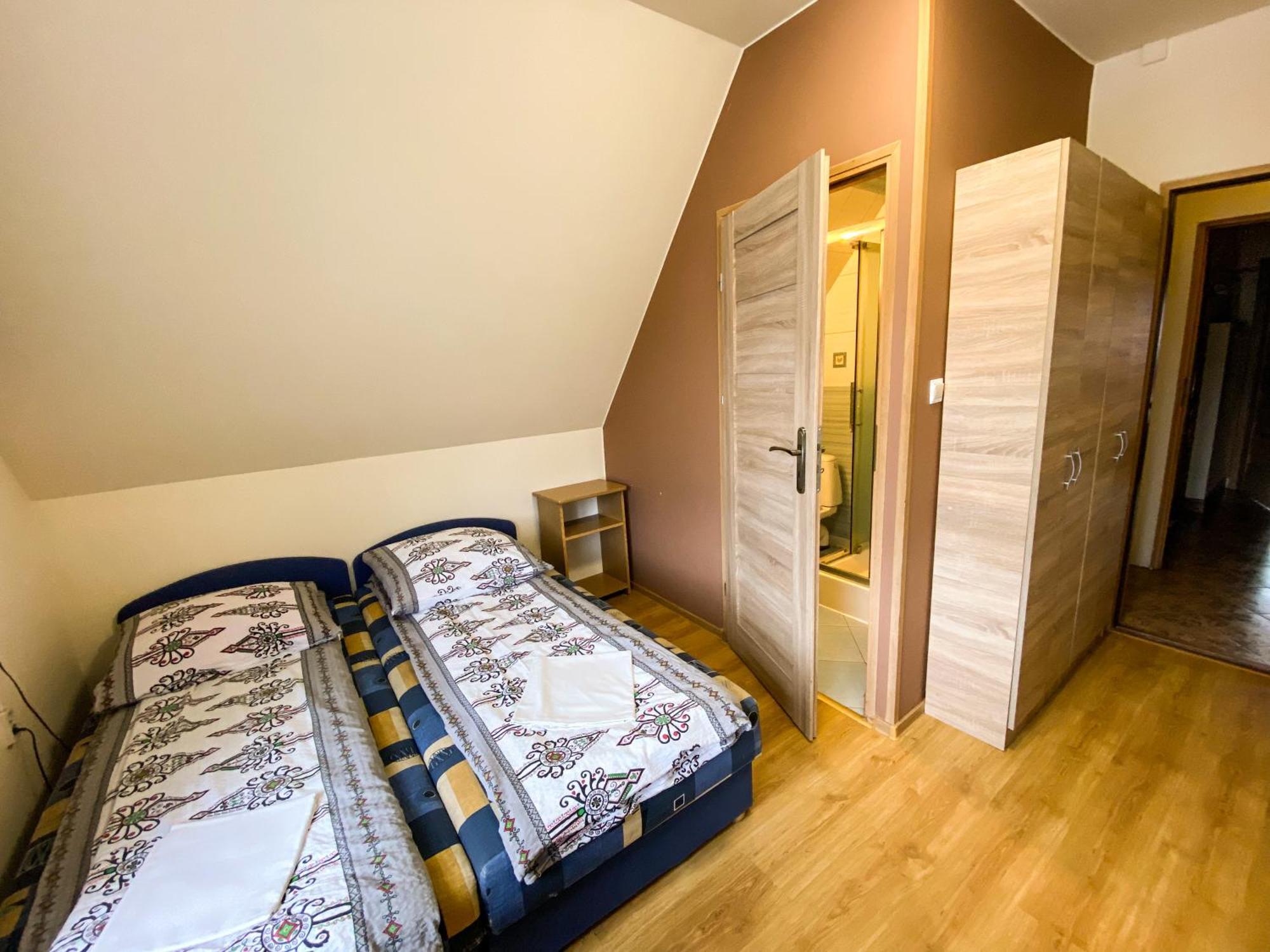 Osrodek Wczasowo-Kolonijny Gron Bed and Breakfast Biały Dunajec Exteriör bild